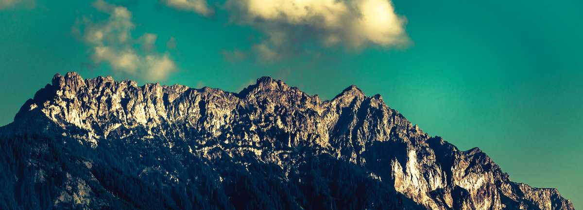 1. Drei Schwestern - Gold